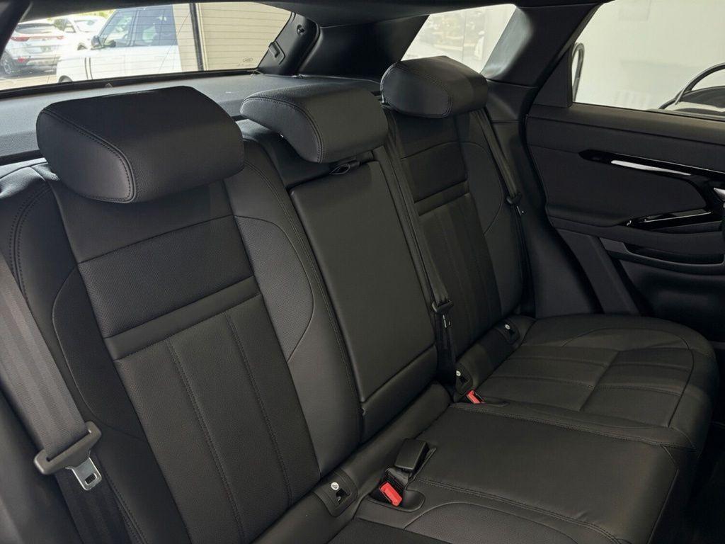 2026 LAND Rover RANGE ROVER EVOQUE CORE S — миниатюра 15