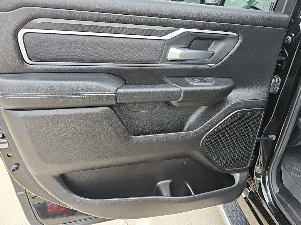 2026 RAM 1500 BIG HORN/LONE STAR — миниатюра 23