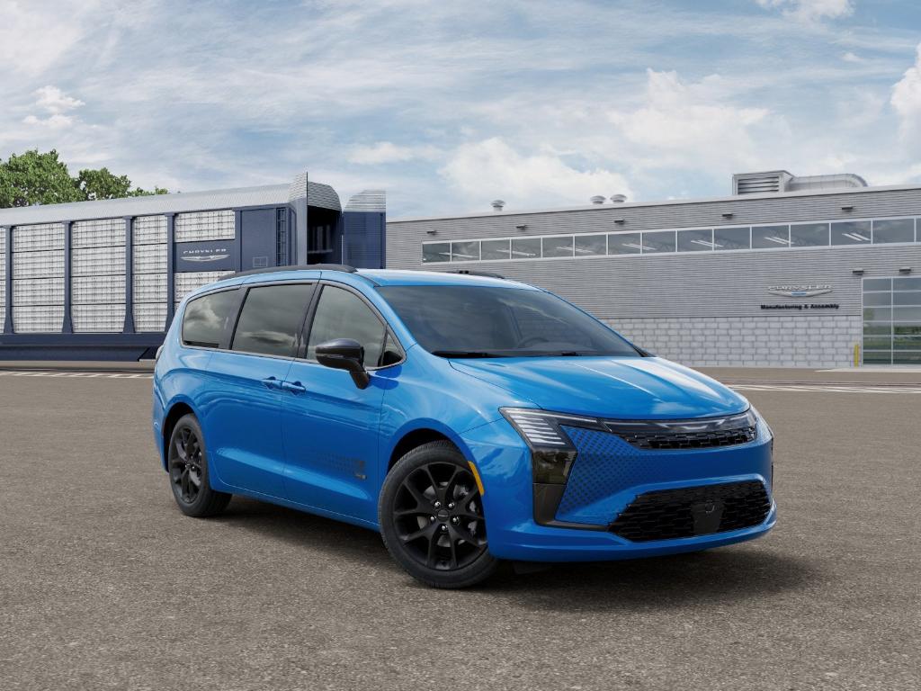 New 2027 Chrysler Pacifica SELECT
