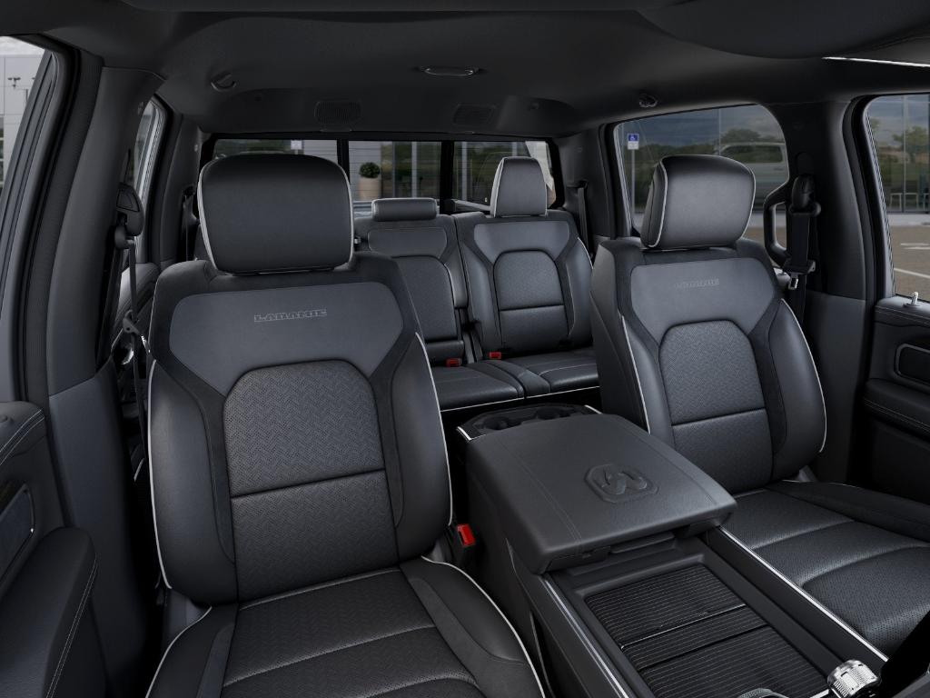 2026 RAM 1500 LARAMIE thumbnail 27