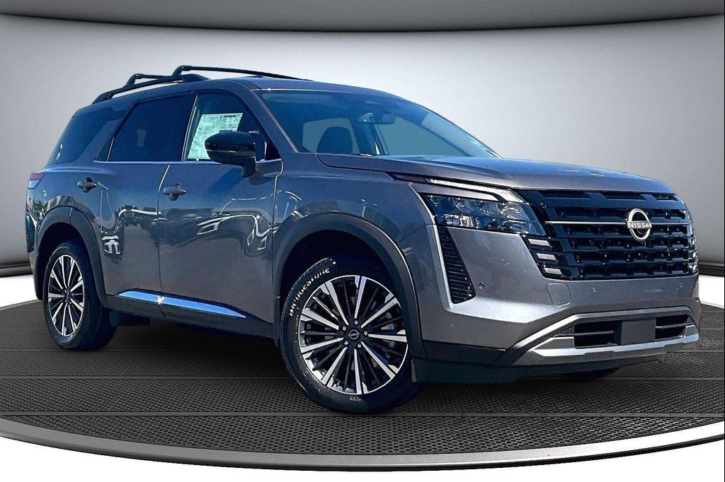 New 2026 Nissan Pathfinder Platinum