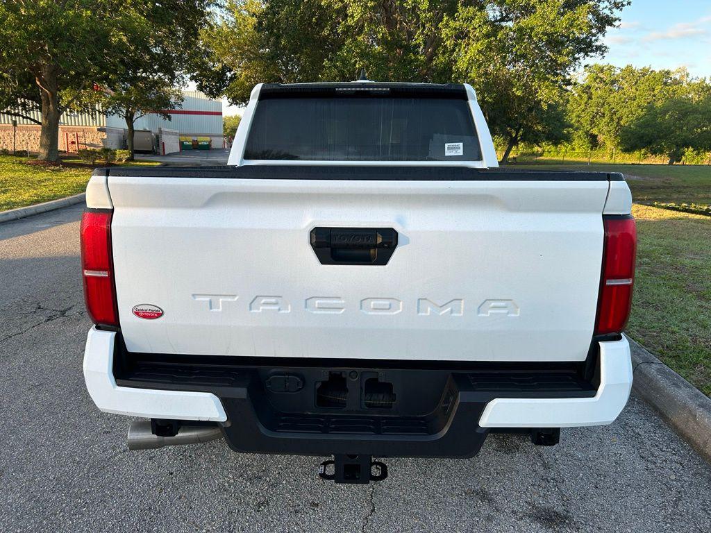 TOYOTA TACOMA - 4