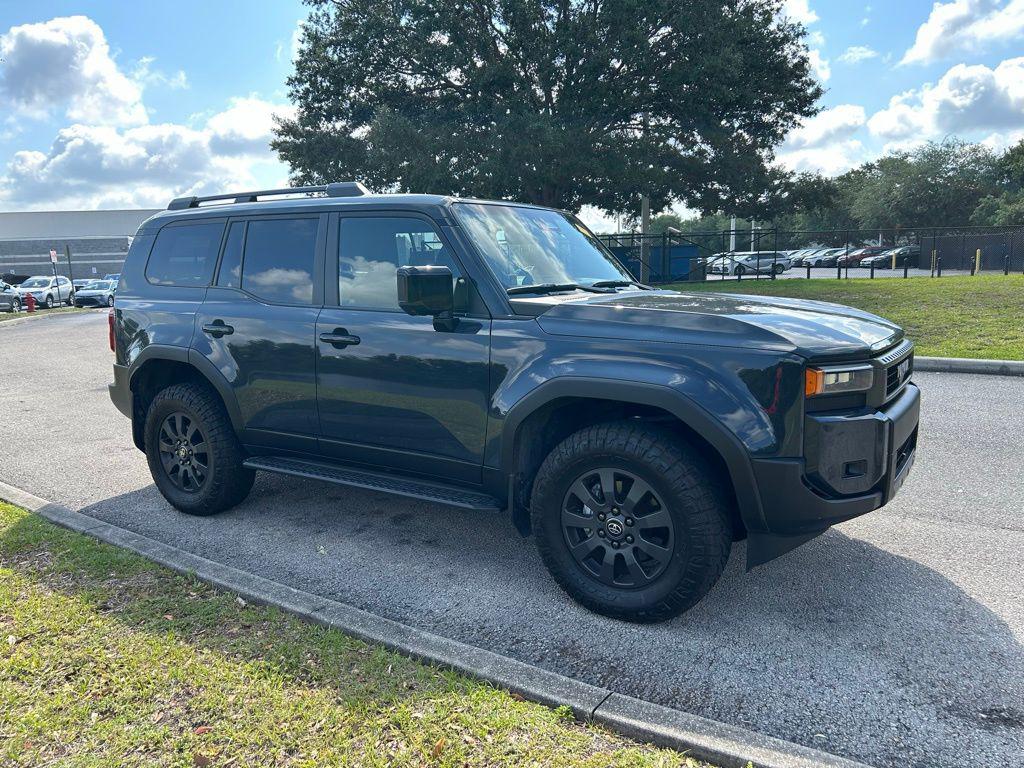 TOYOTA LAND CRUISER - 7