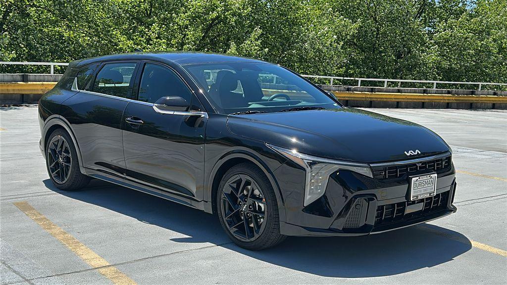 New 2026 Kia K4 GT-LINE