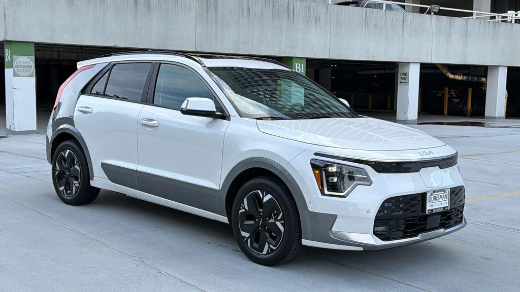 New 2026 Kia Niro EV Wave