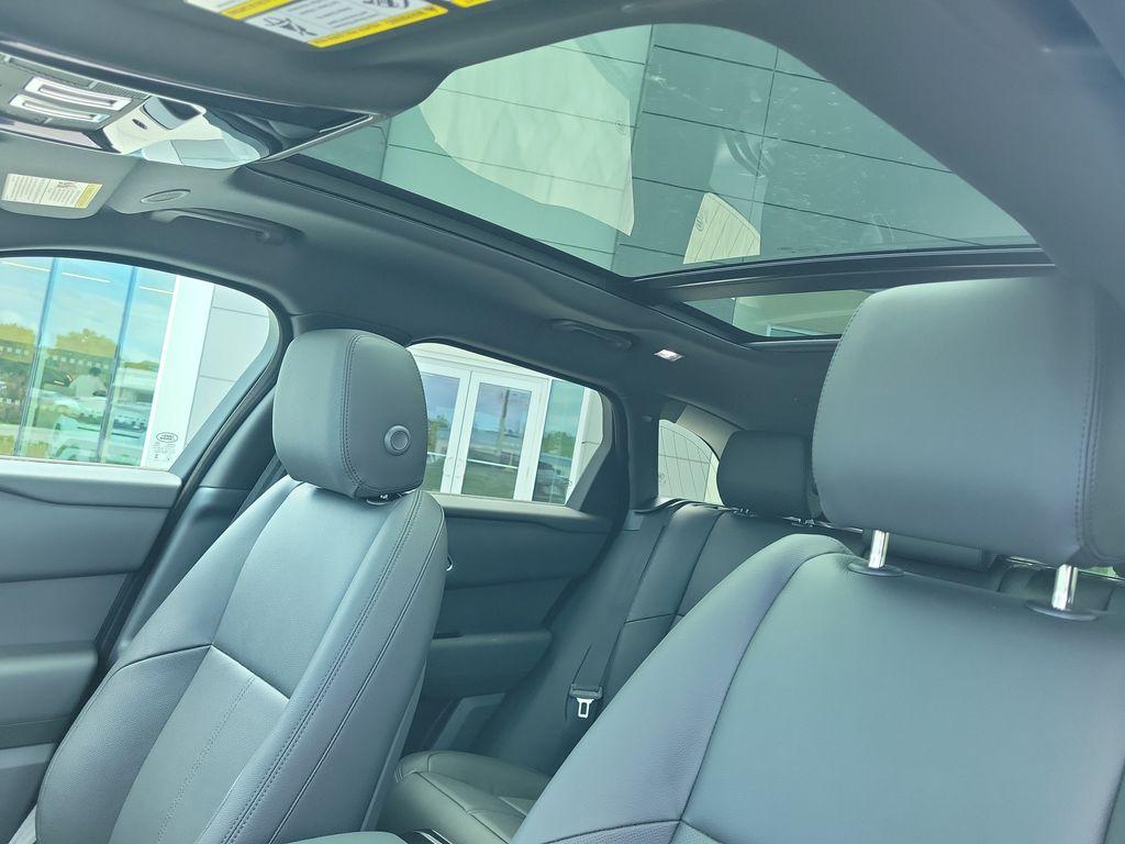 2026 LAND Rover RANGE ROVER VELAR P250 S thumbnail 26