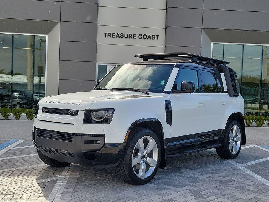 New 2026 Land Rover Defender P400 X-Dynamic SE