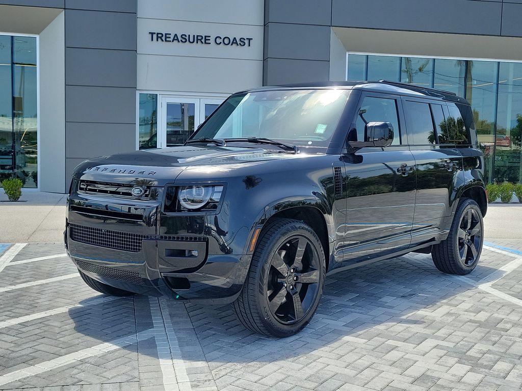 New 2026 Land Rover Defender P400 X-Dynamic SE