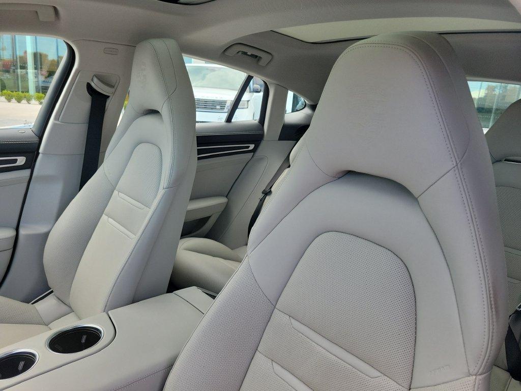صورة مصغرة 26 لـ 2023 Porsche PANAMERA