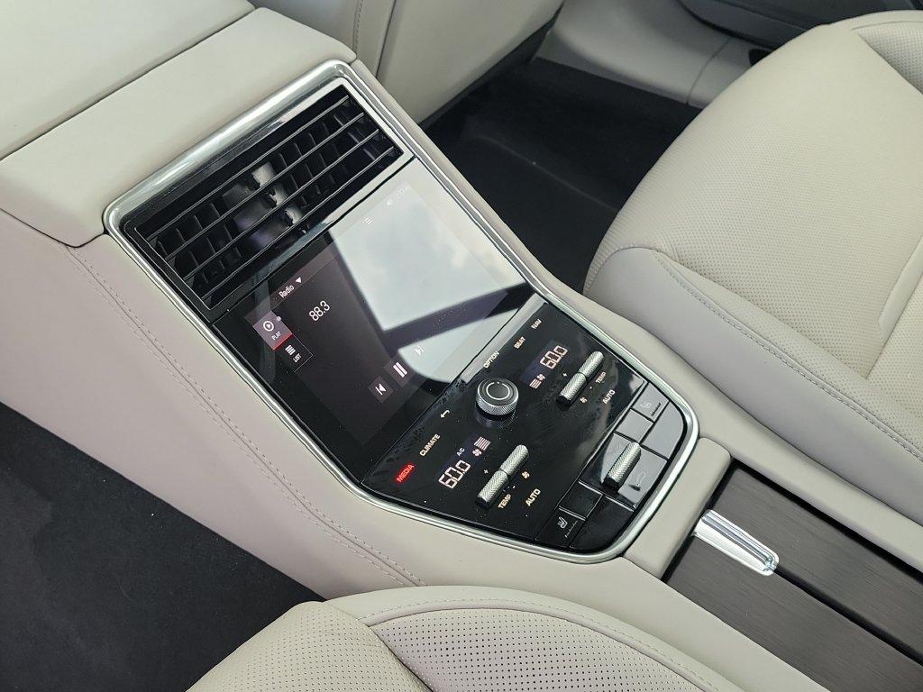 صورة مصغرة 18 لـ 2023 Porsche PANAMERA