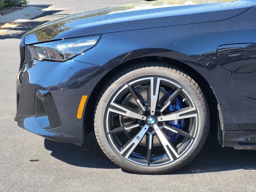 2027 BMW 550E 550E XDRIVE — фото 6