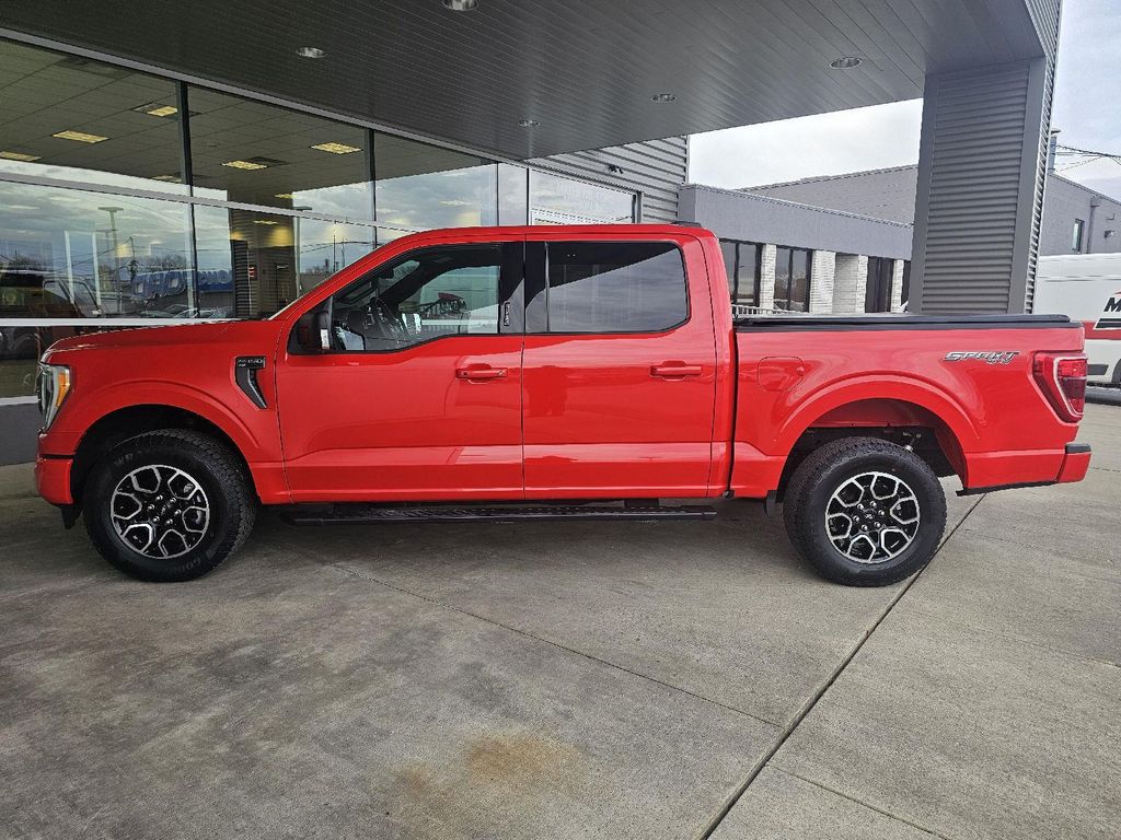 FORD F-150 XLT - 2