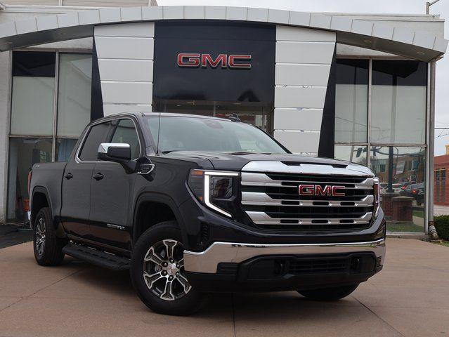 New 2025 GMC Sierra 1500 SLE