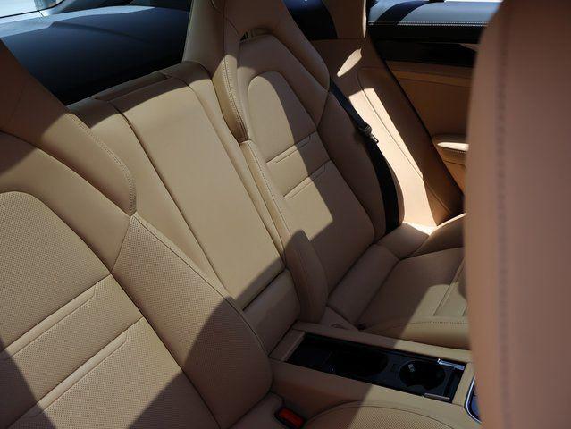 صورة مصغرة 13 لـ 2023 Porsche PANAMERA 4S