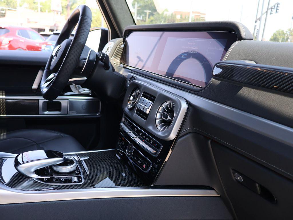2024 Mercedes-BENZ AMG G 63 4MATIC — фото 9