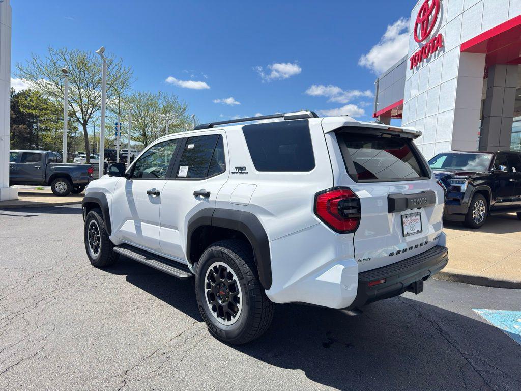 TOYOTA 4RUNNER - 3