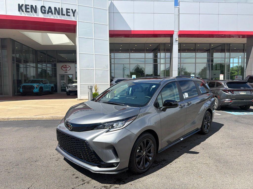New 2026 Toyota Sienna XSE 7 Passenger