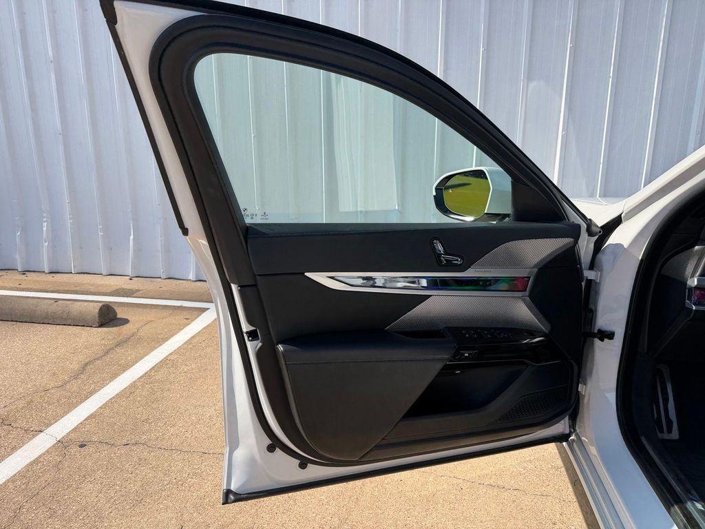 2023 BMW 740 I 缩略图 22