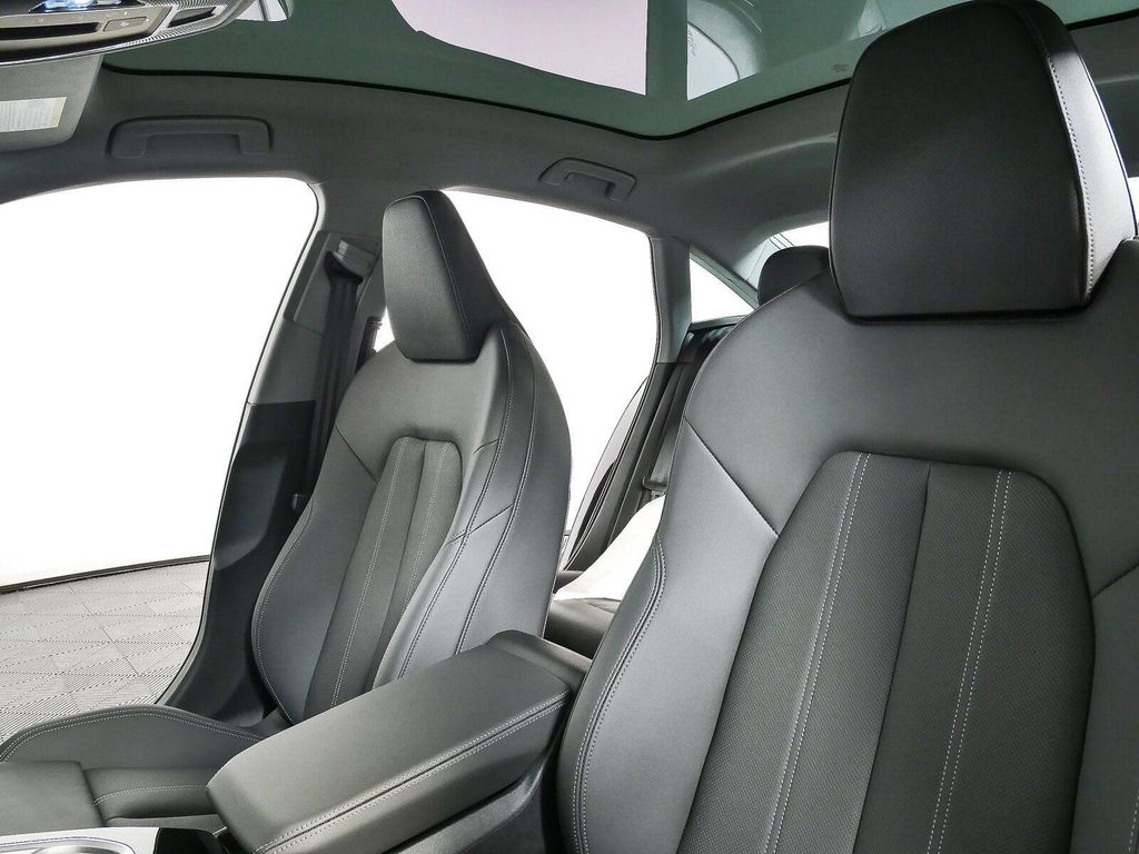 صورة 5 لـ 2026 AUDI A6 PREMIUM PLUS QUATTRO S TRONIC
