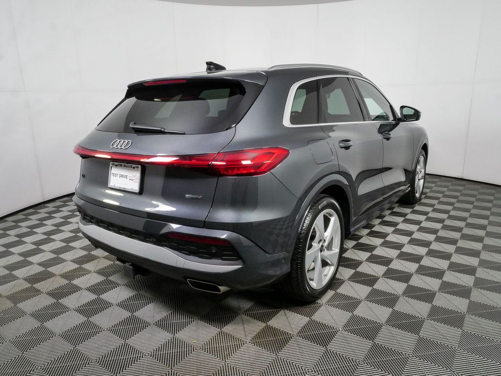 صورة 3 لـ 2025 AUDI Q5 PRESTIGE TFSI QUATTRO S TRONIC