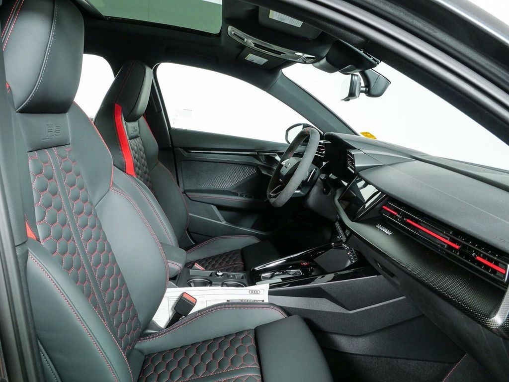 2026 AUDI RS 3 TFSI QUATTRO S TRONIC 缩略图 25