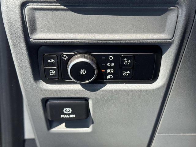 صورة مصغرة 39 لـ 2025 FORD F-150 XLT