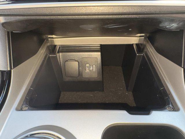 صورة مصغرة 42 لـ 2023 FORD EXPLORER ST-LINE