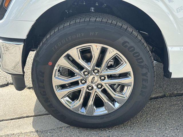 2026 FORD F-150 XLT photo 7