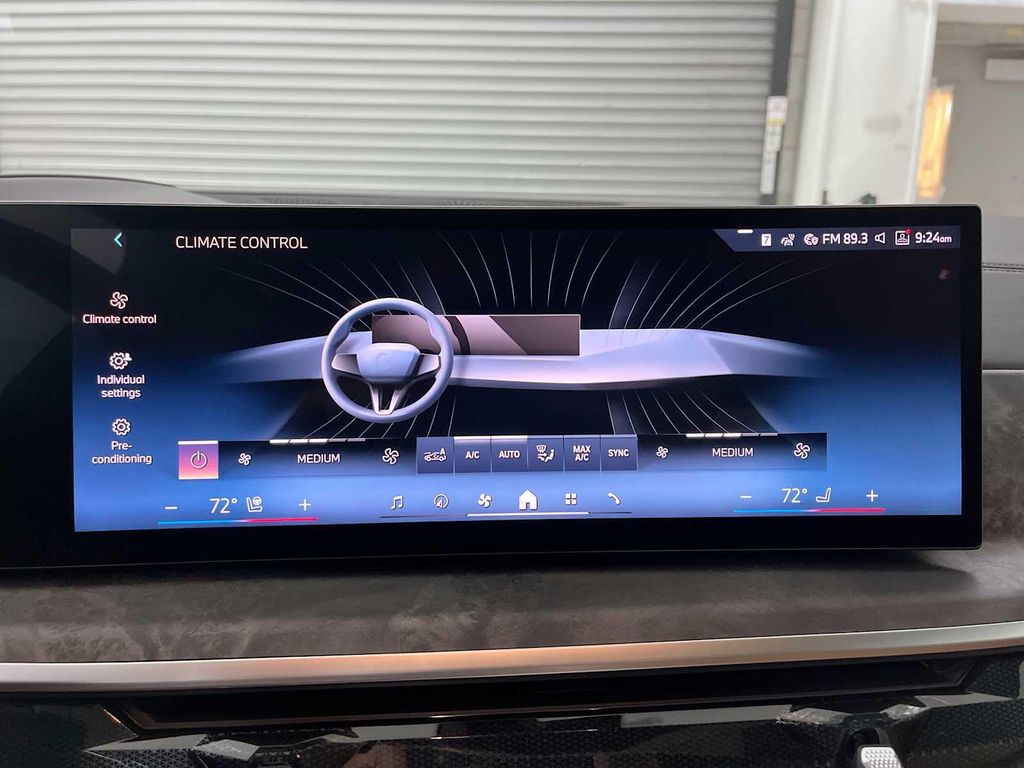 صورة مصغرة 23 لـ 2027 BMW X7 XDRIVE40I