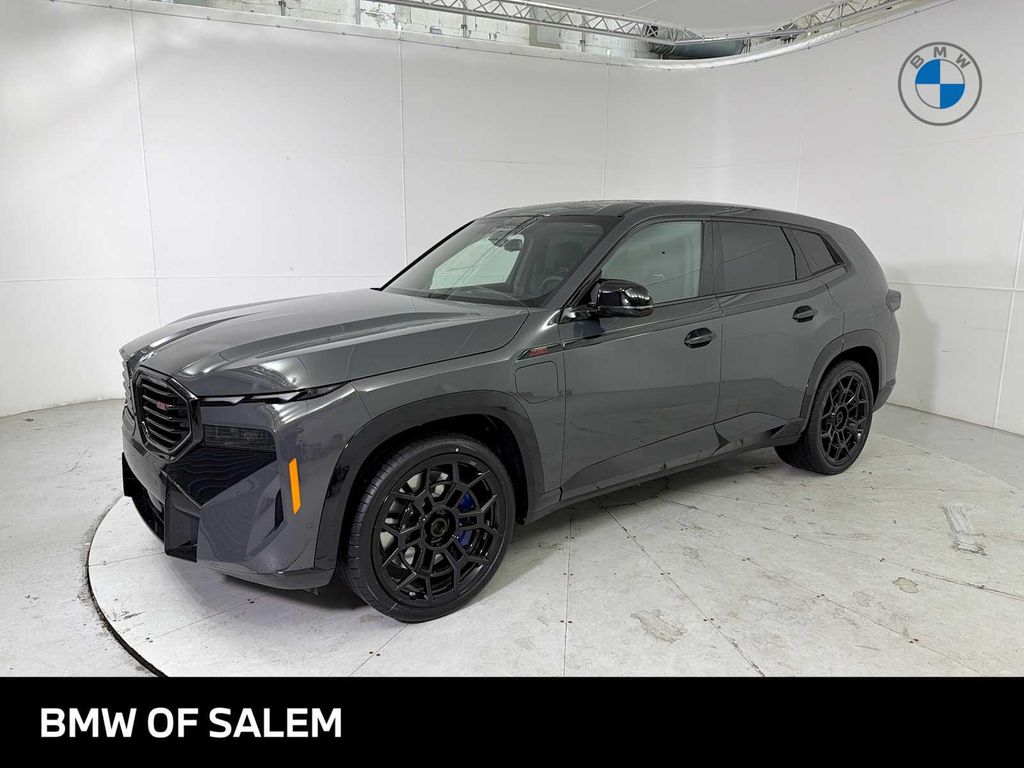 New 2026 BMW XM Label