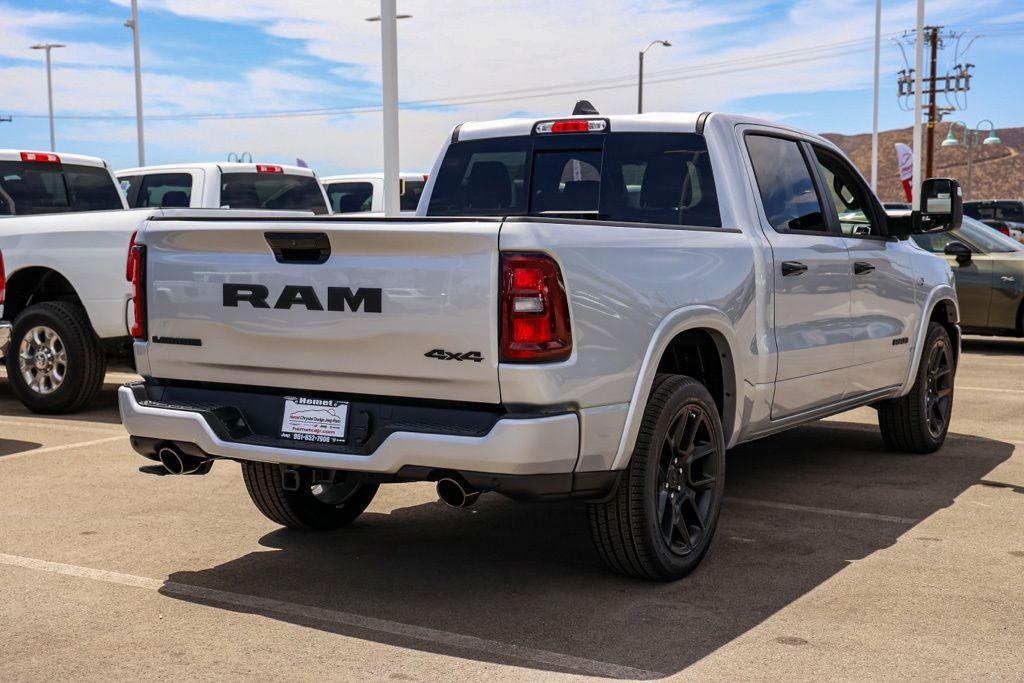 2026 RAM 1500 LARAMIE — фото 4