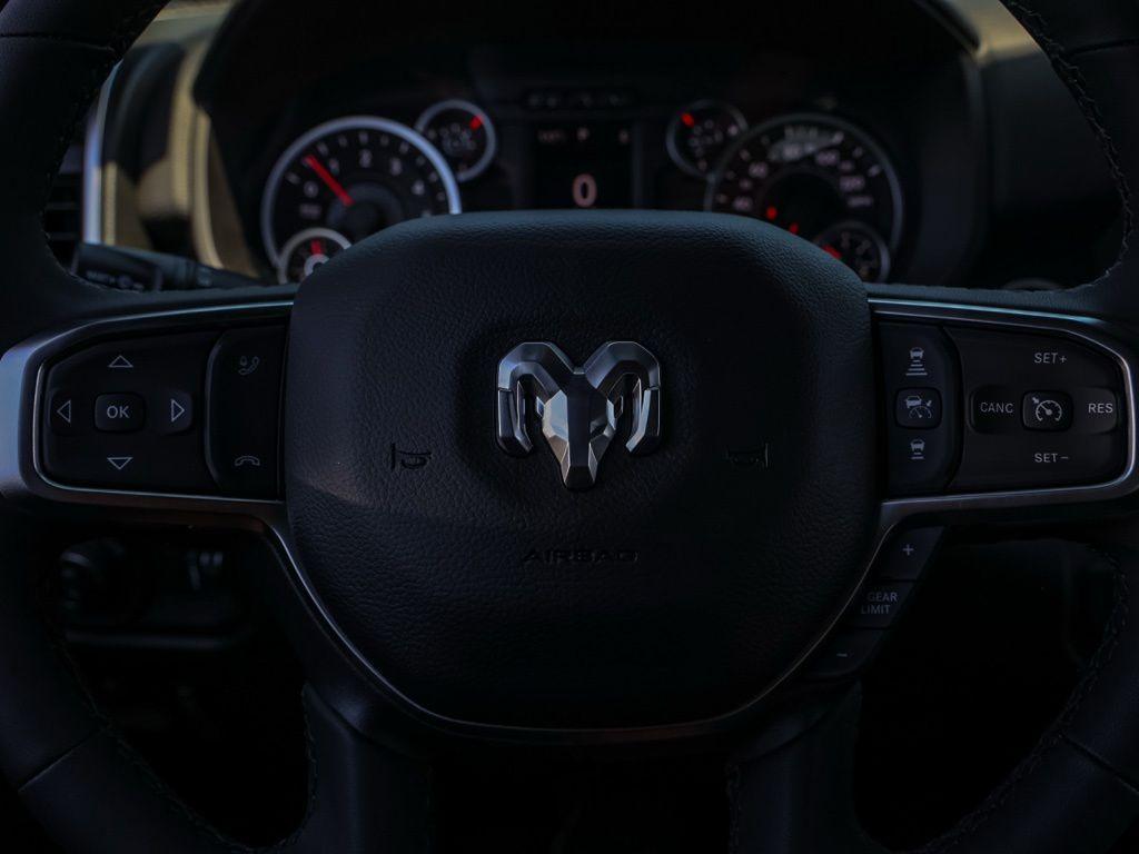 2026 RAM 1500 BIG HORN/LONE STAR — миниатюра 24