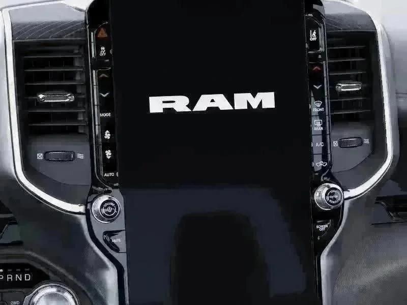 صورة 10 لـ 2026 RAM 1500 LARAMIE