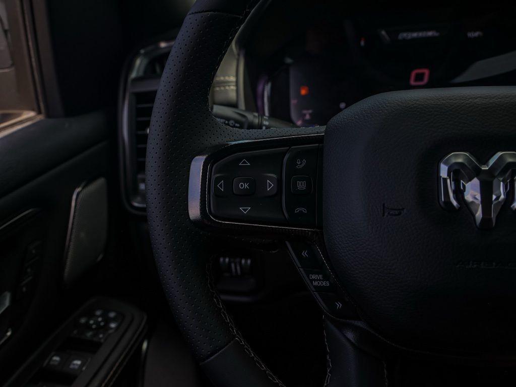 صورة مصغرة 25 لـ 2026 RAM 1500 REBEL