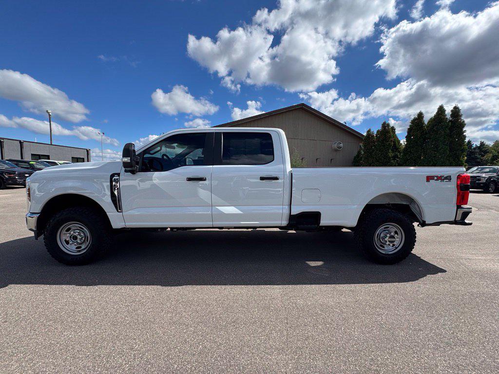 2025 FORD F-350 XL — миниатюра 13