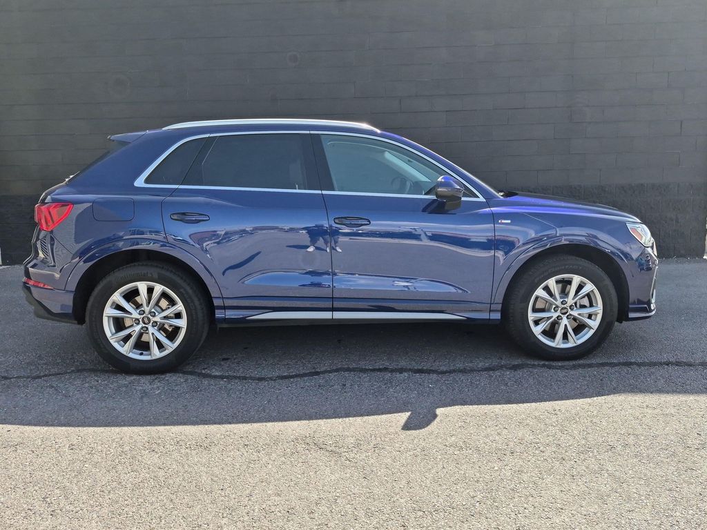 2024 AUDI Q3 45 S LINE PREMIUM PLUS — фото 2