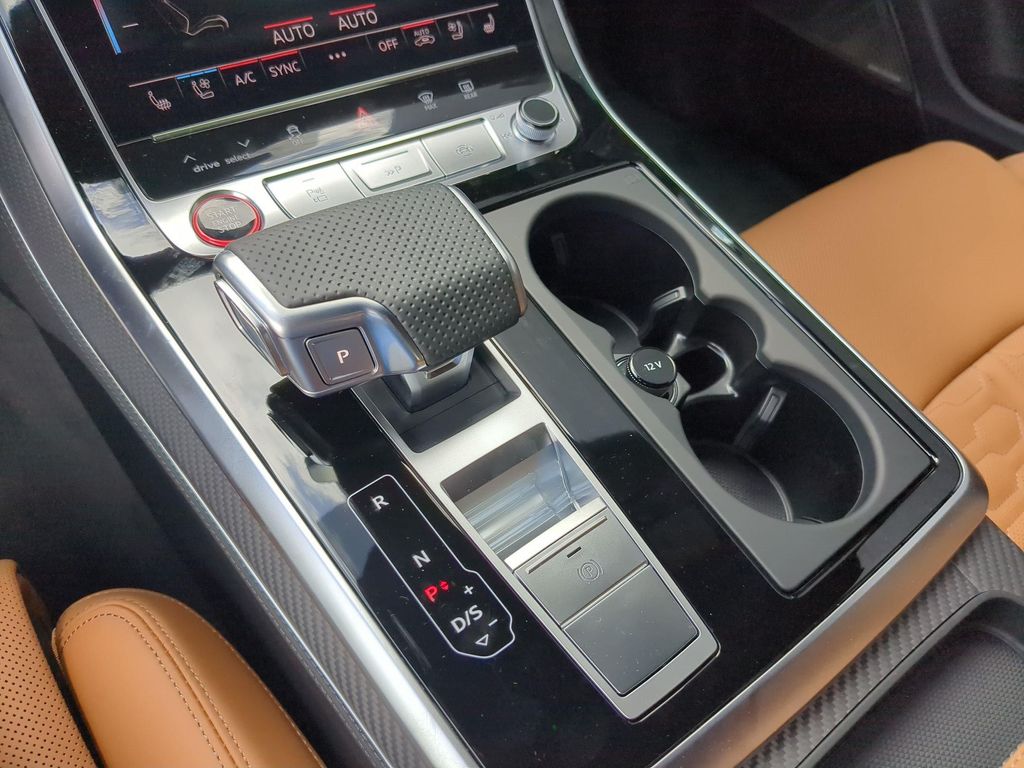 2026 AUDI RS Q8 4.0T 照片 14