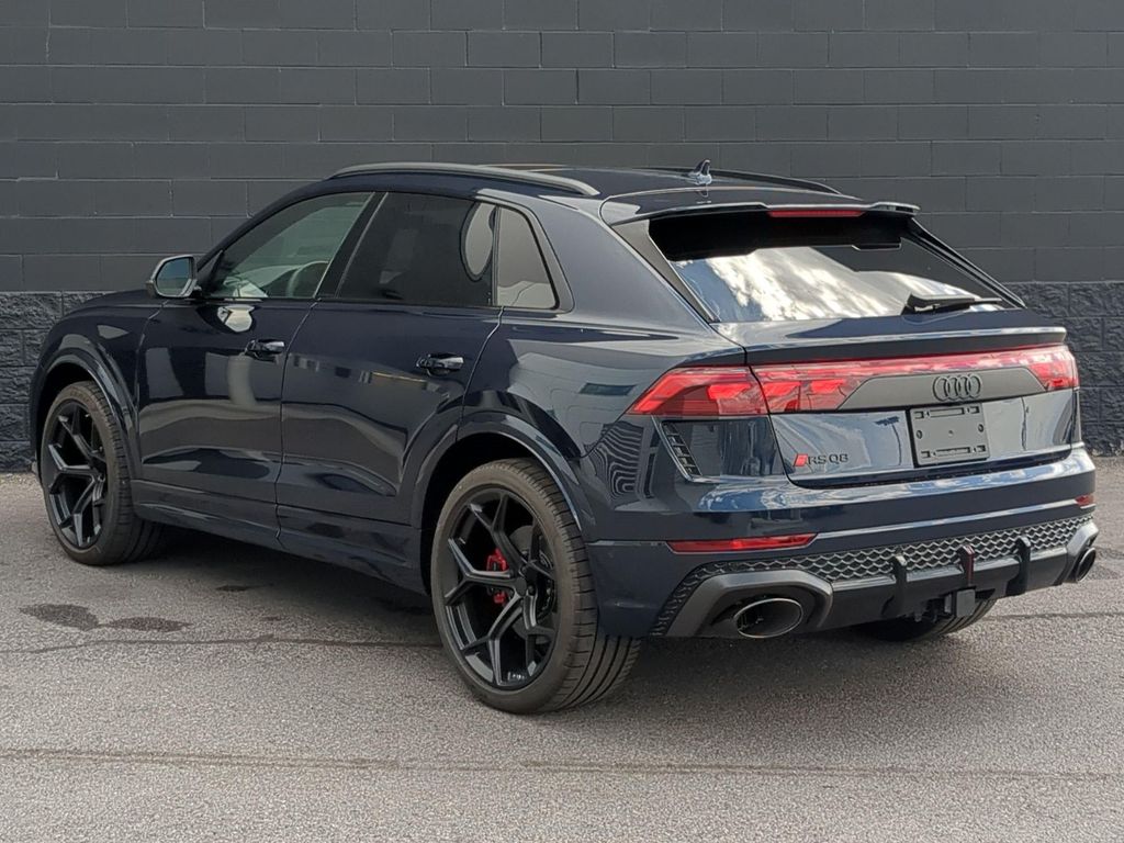 2026 AUDI RS Q8 4.0T 照片 5