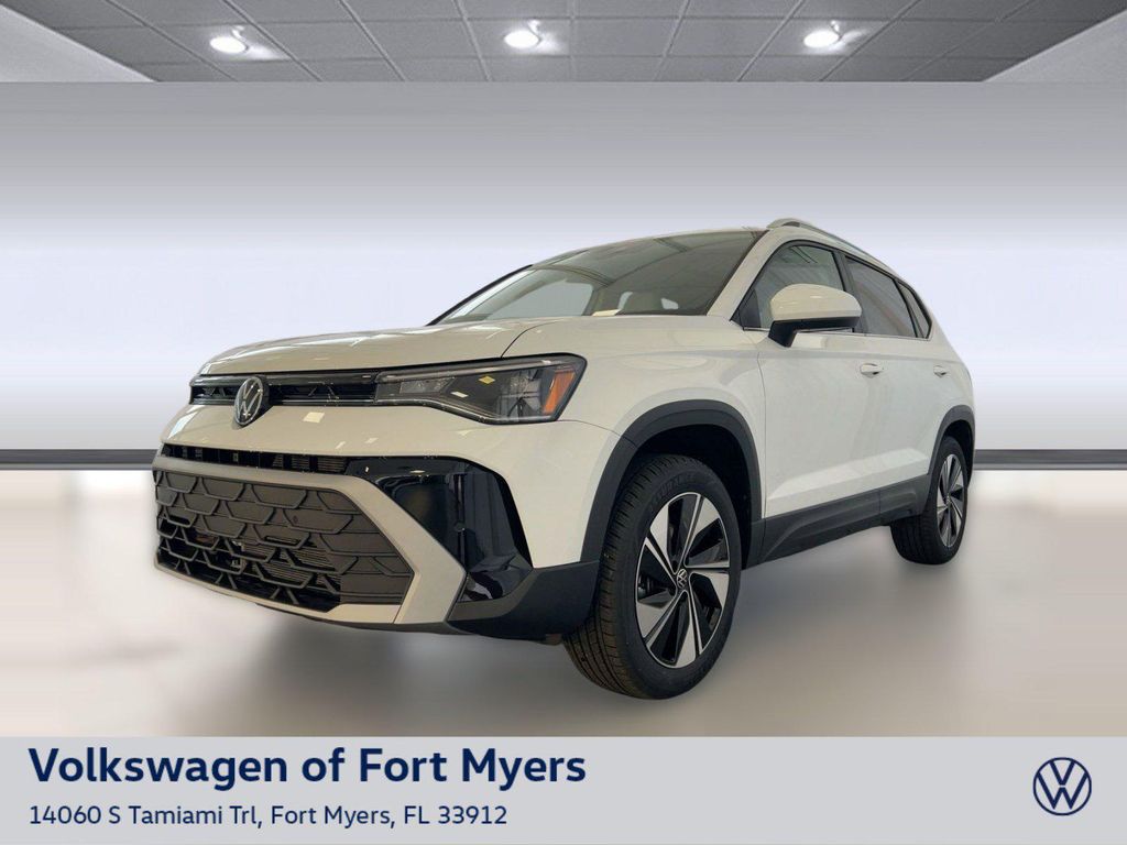 New 2026 Volkswagen Taos SE