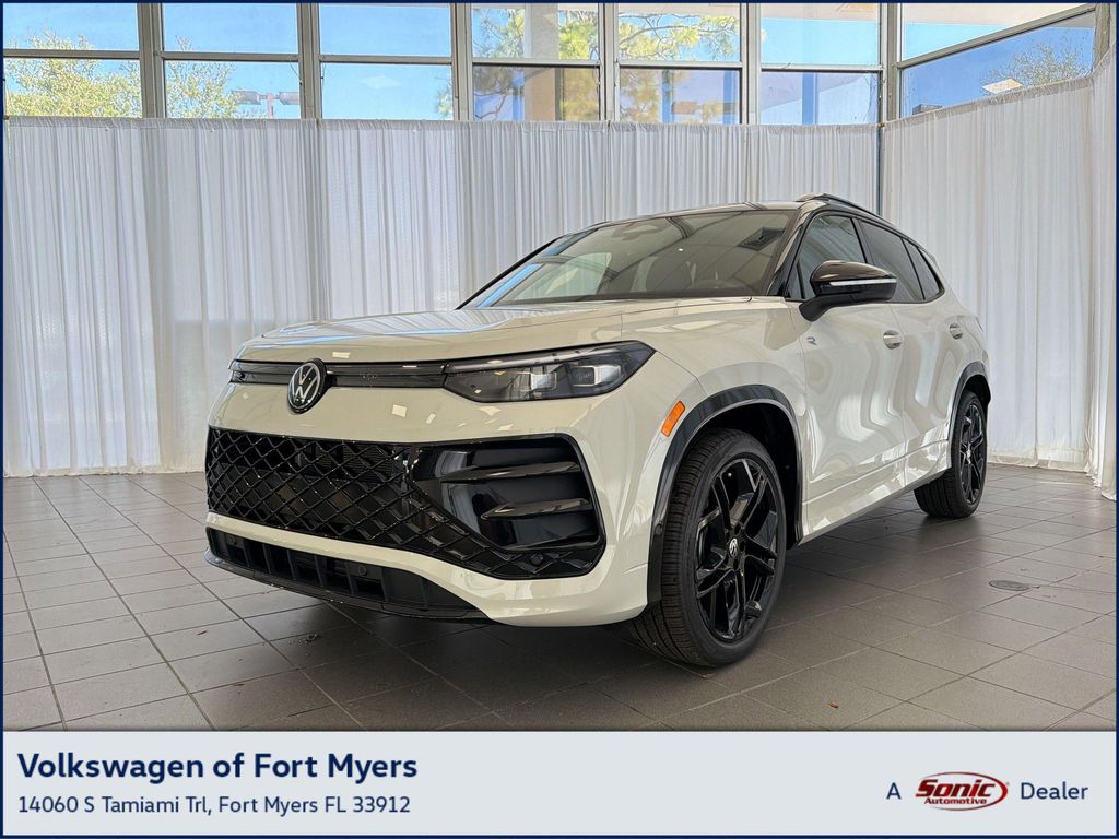 New 2026 Volkswagen Tiguan 2.0T SE R-Line Black