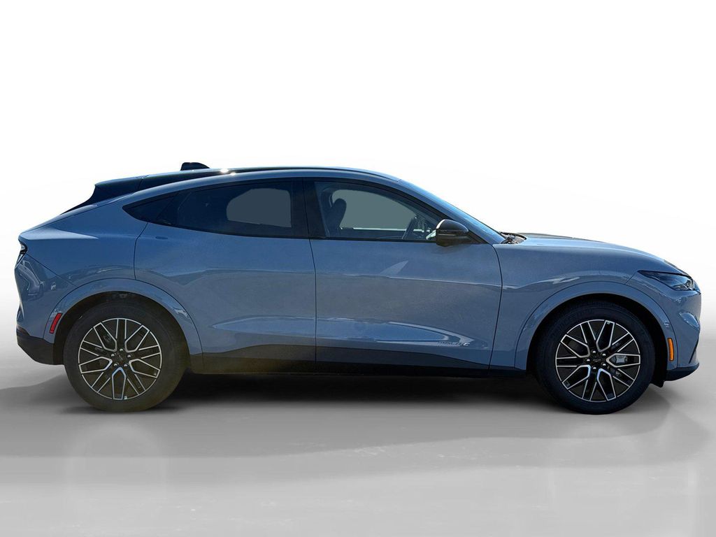 2026 FORD MUSTANG MACH-E PREMIUM — фото 6