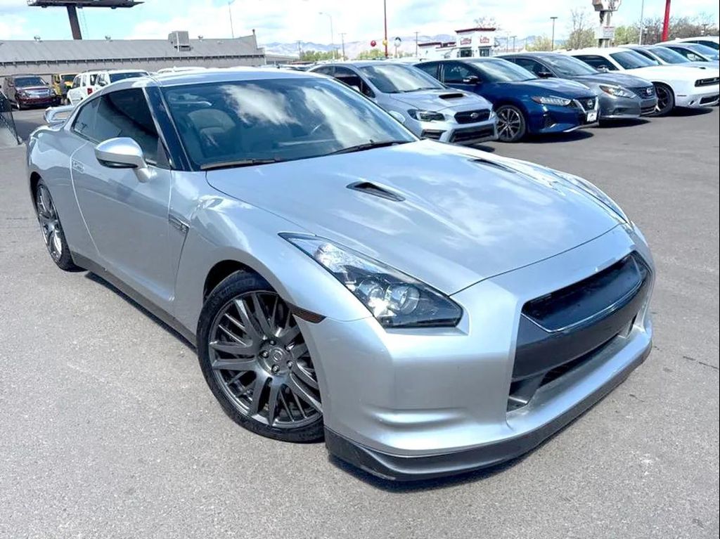 2009 Nissan GT-R