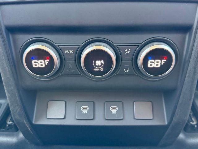 2024 LAND Rover DEFENDER 130 P300 S photo 20