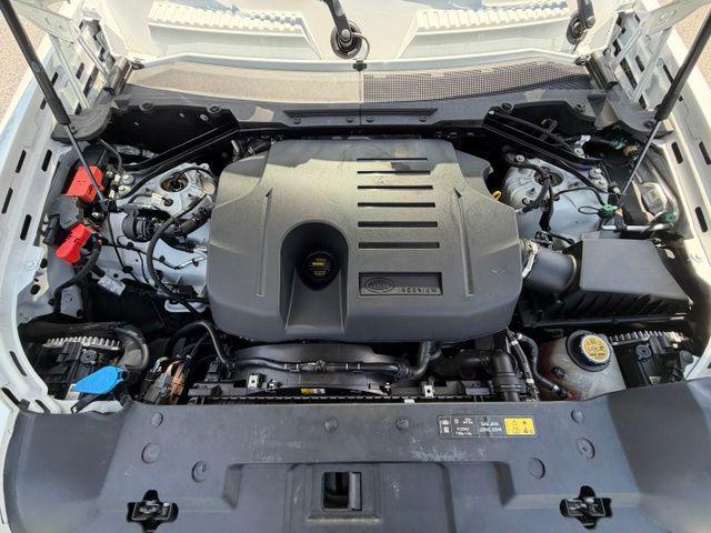 2024 LAND Rover DEFENDER 130 P300 S photo 35