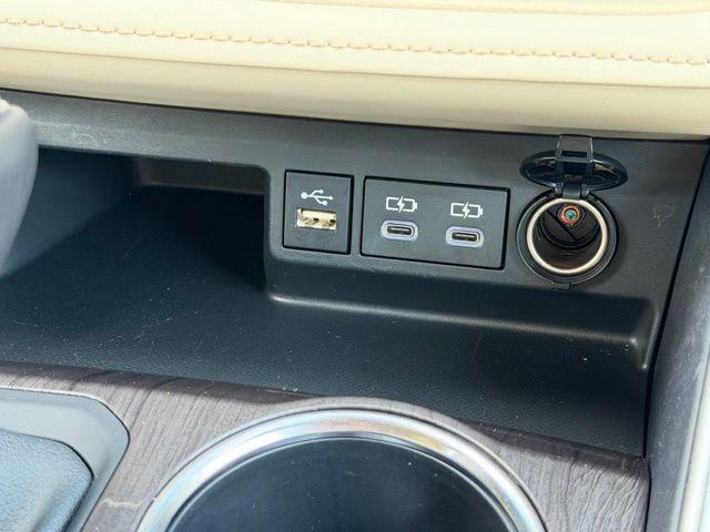 صورة مصغرة 27 لـ 2024 Toyota HIGHLANDER PLATINUM