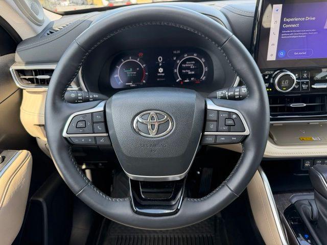 صورة مصغرة 21 لـ 2024 Toyota HIGHLANDER PLATINUM