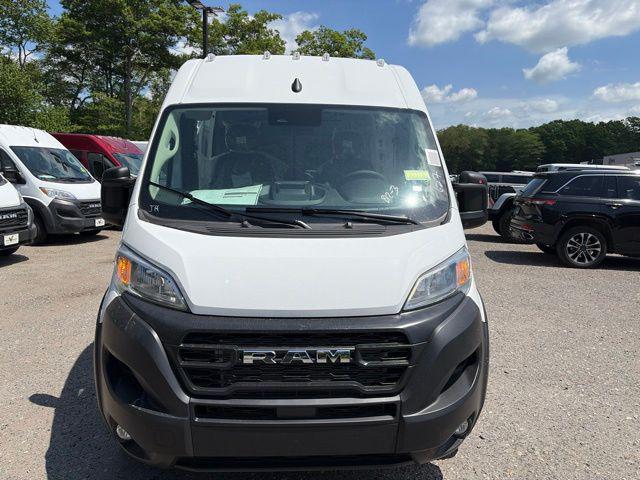 صورة 8 لـ 2026 RAM PROMASTER 2500 TRADESMAN