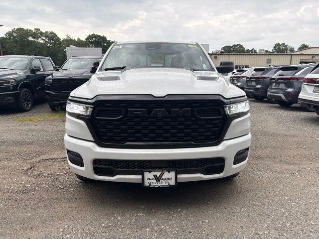 صورة 4 لـ 2026 RAM 1500 EXPRESS