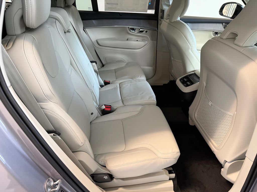 2026 Volvo XC90 ULTRA DARK THEME — фото 28