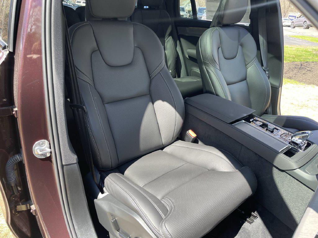 2026 Volvo XC90 B6 ULTRA DARK THEME 7-SEATER 缩略图 29